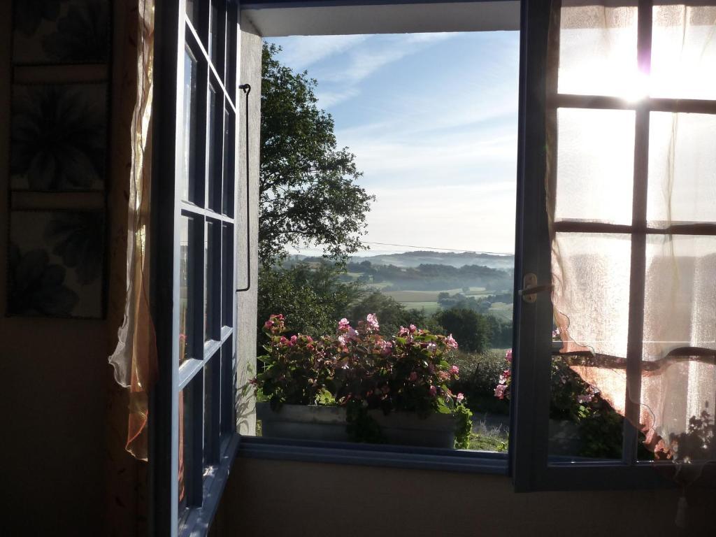 Maison Artigouha Bed & Breakfast Loubieng Exterior photo